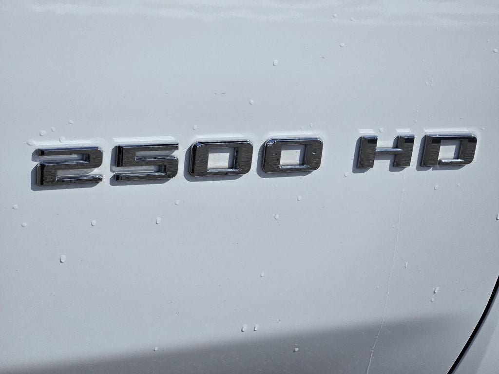 2024 Chevrolet Silverado LT