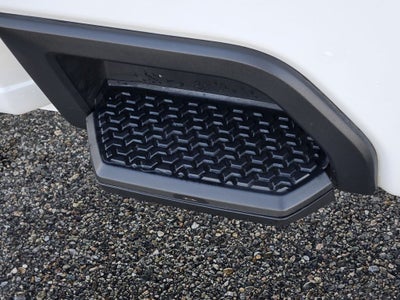 2024 Chevrolet Silverado LT