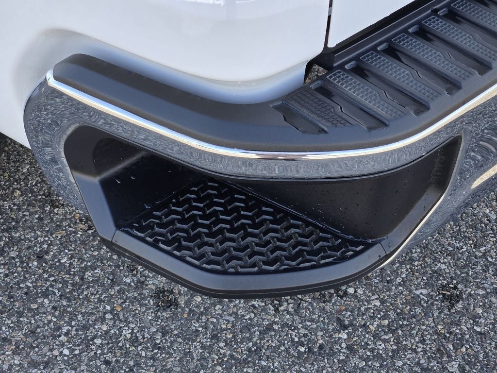 2024 Chevrolet Silverado LT