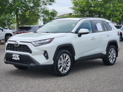 2025 Toyota RAV4 XLE Premium