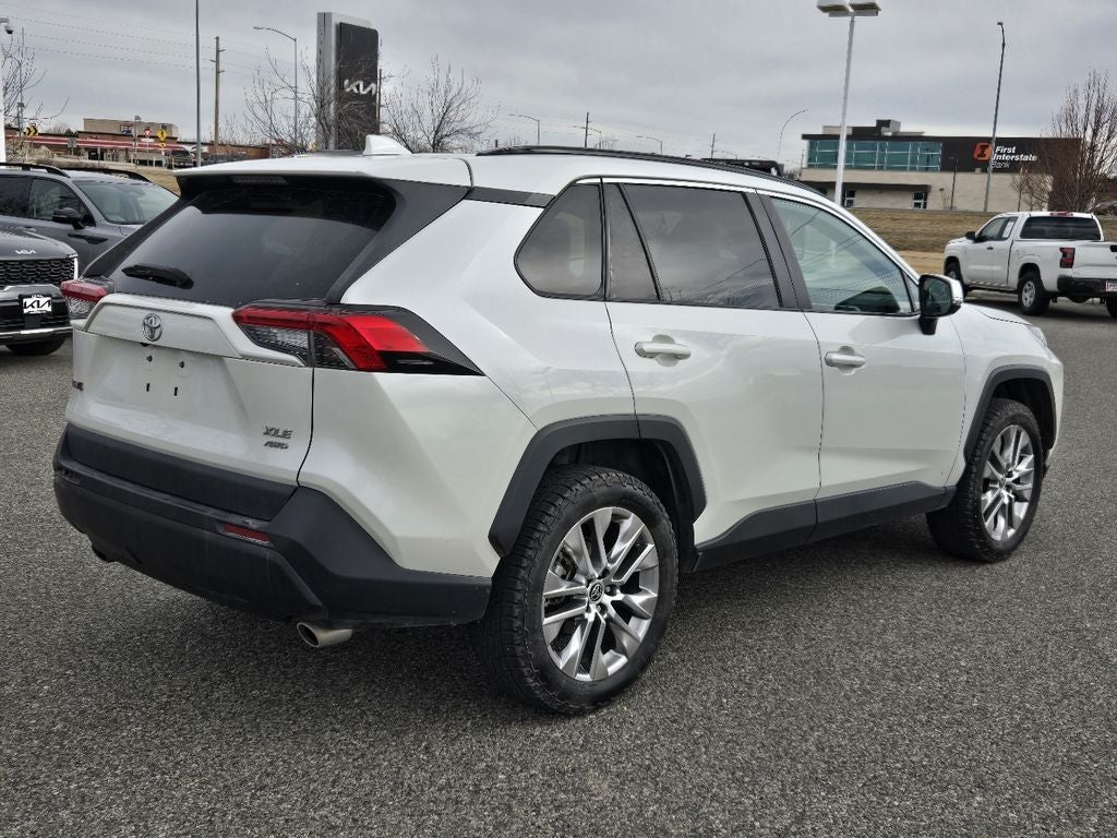 2021 Toyota RAV4 XLE Premium
