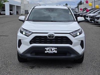 2022 Toyota RAV4 XLE