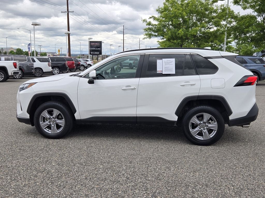 2022 Toyota RAV4 XLE