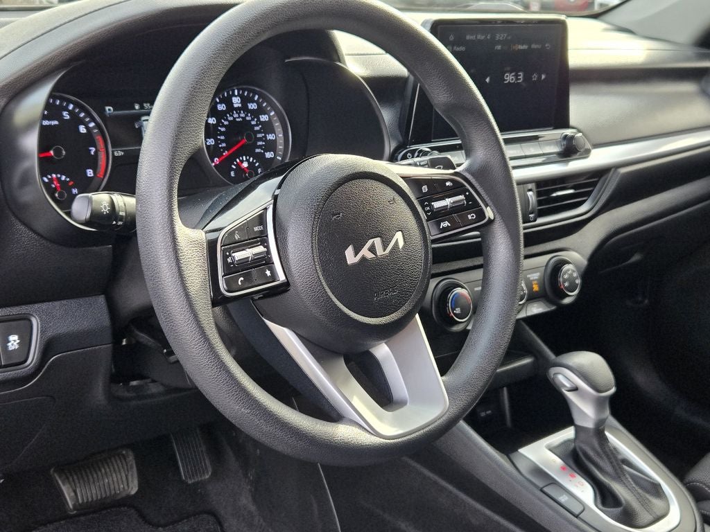 2023 Kia Forte LX