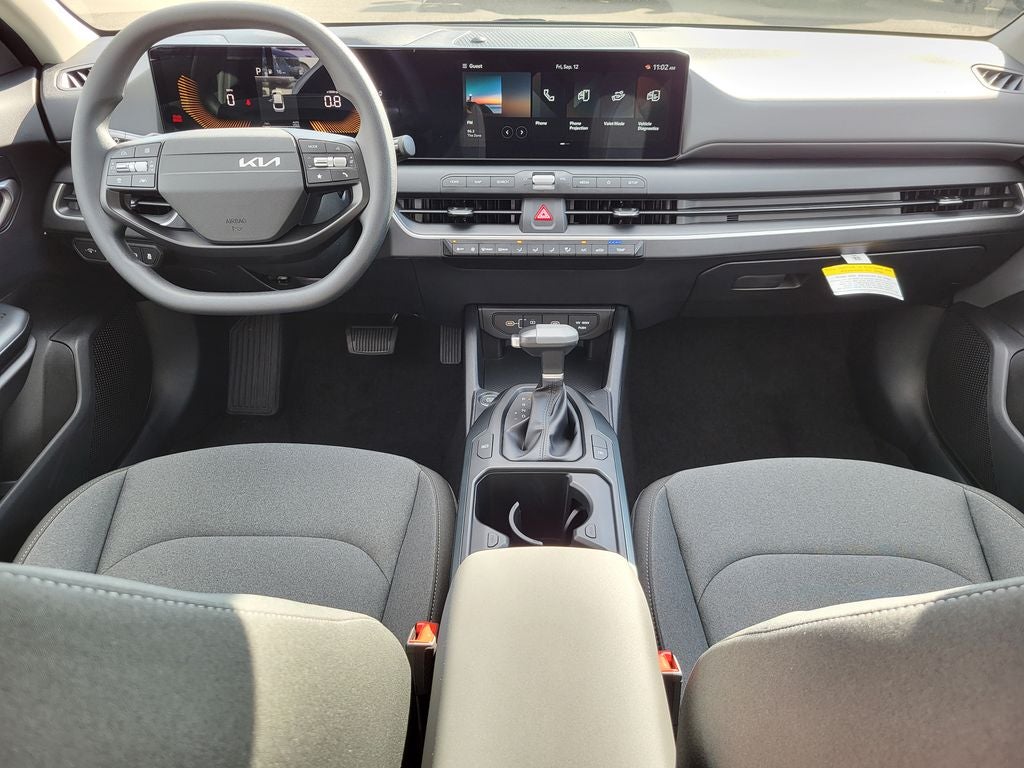2025 Kia K4 LX