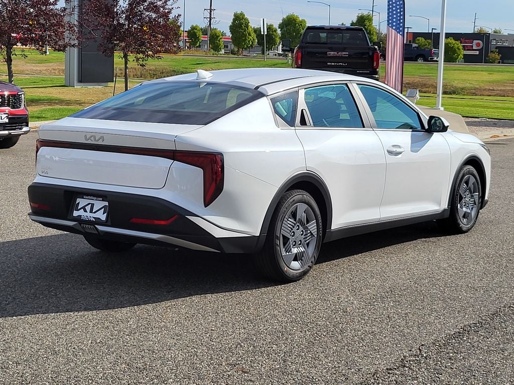 2025 Kia K4 LX