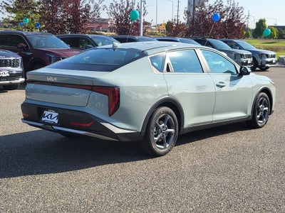 2025 Kia K4 LXS