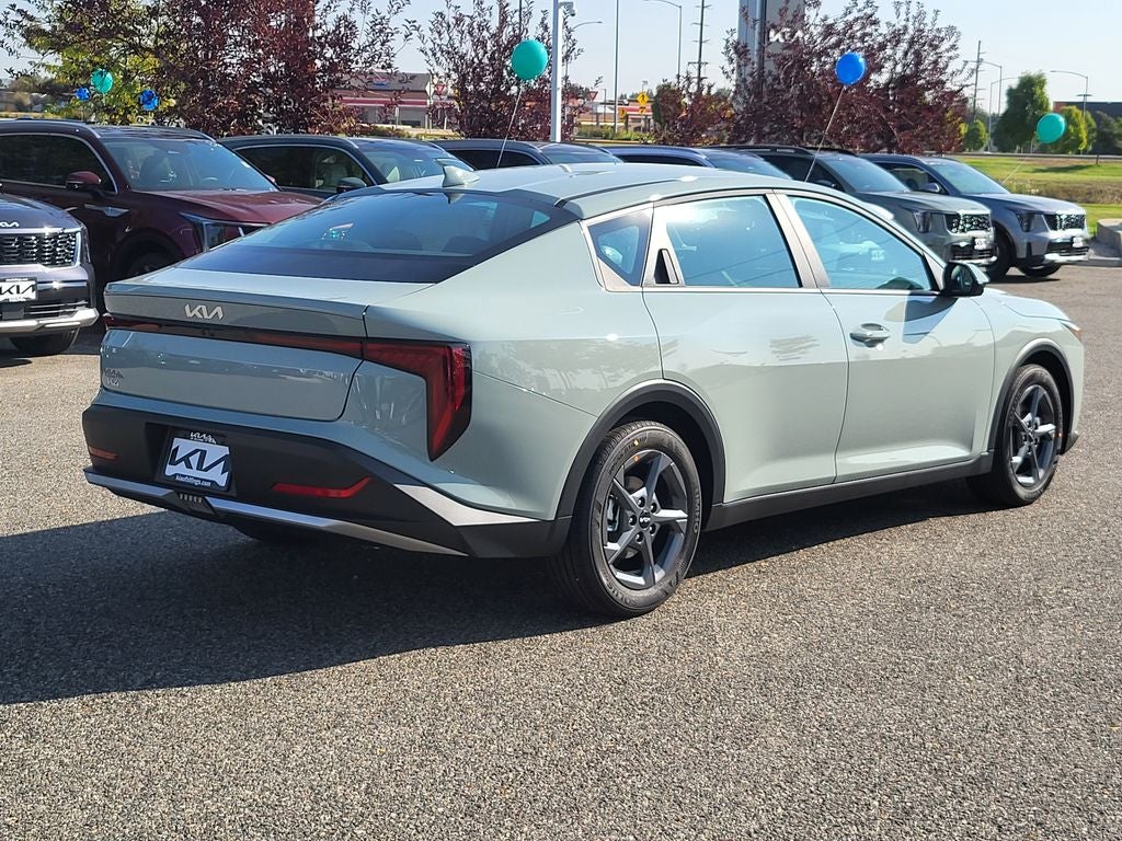 2025 Kia K4 LXS