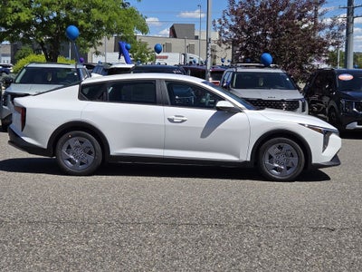 2026 Kia K4 LX