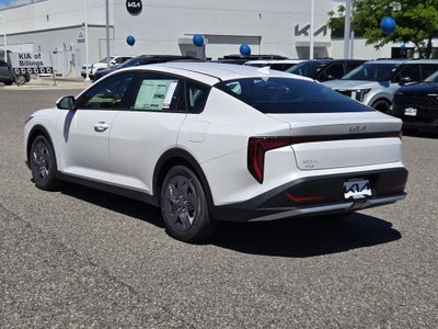 2026 Kia K4 LX