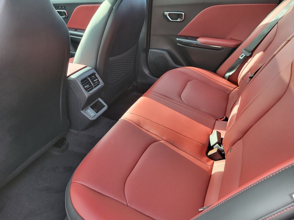 2025 Kia K4 GT-Line Turbo