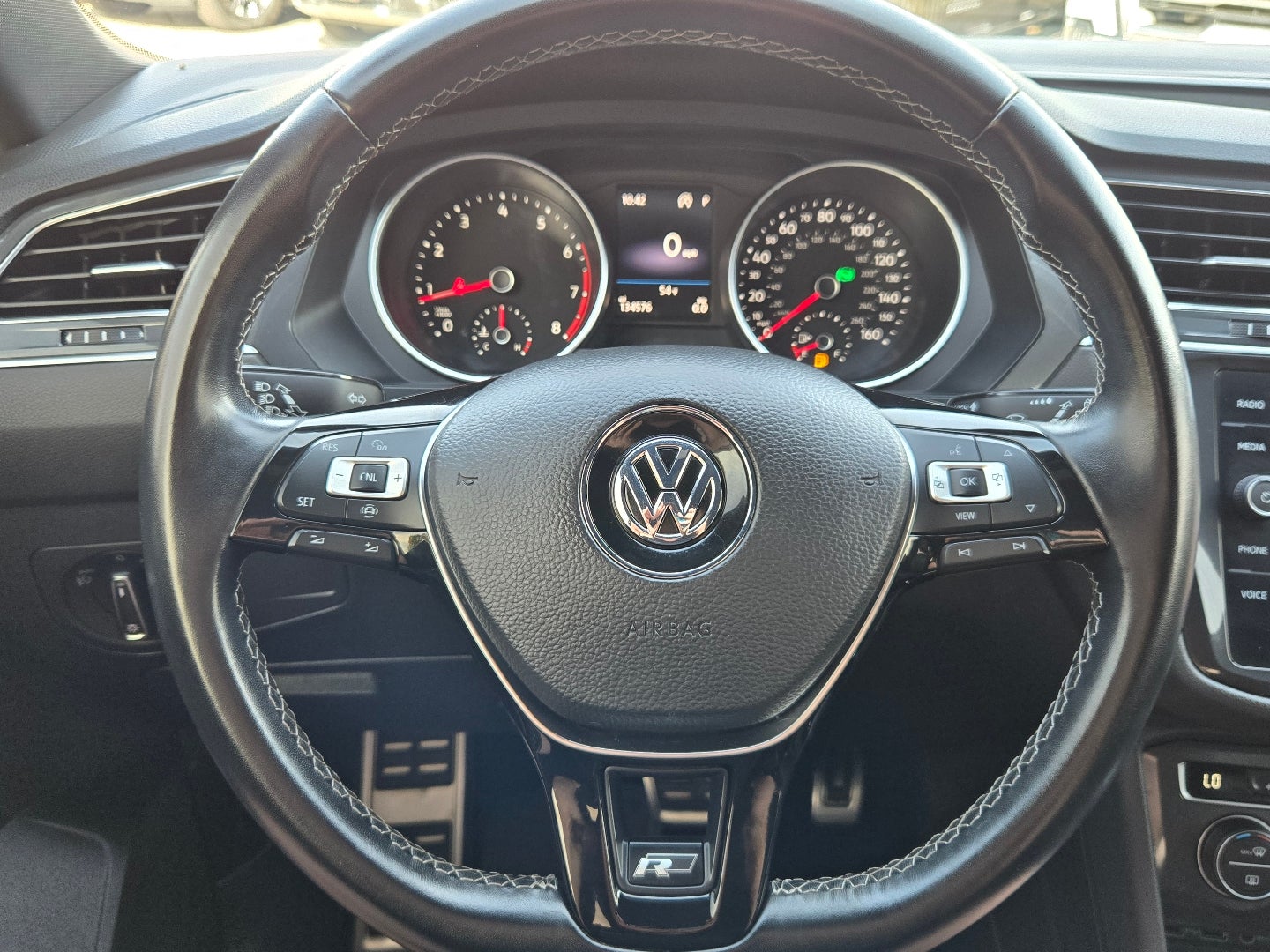 2020 Volkswagen Tiguan SE R-Line Black