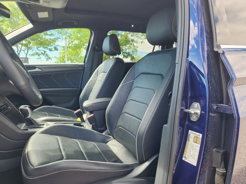 2022 Volkswagen Tiguan SEL R-Line