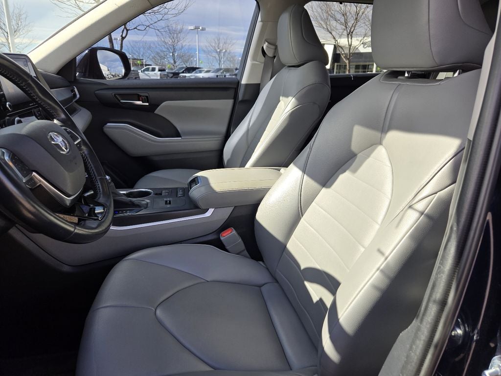 2021 Toyota Highlander Hybrid Hybrid XLE