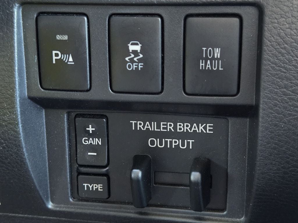 2016 Toyota Tundra LTD