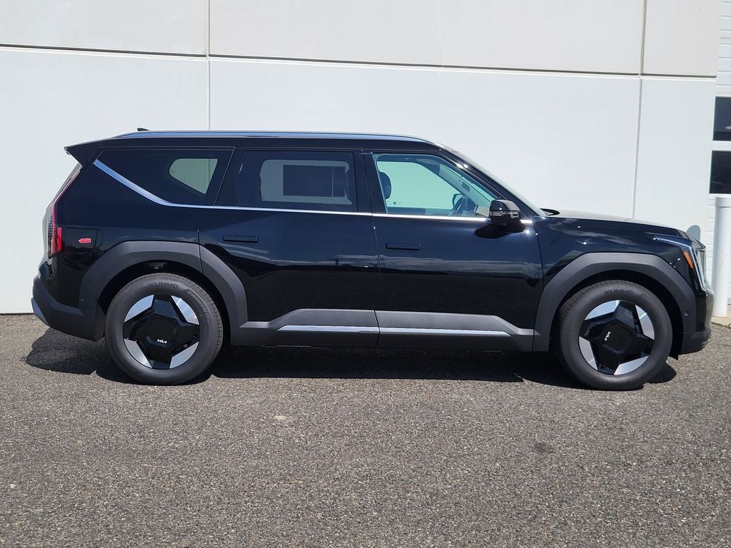 2026 Kia EV9 Wind