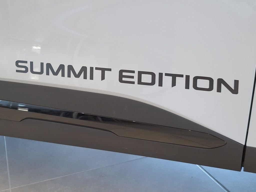 2026 Kia Sportage X-Line Summit Edition