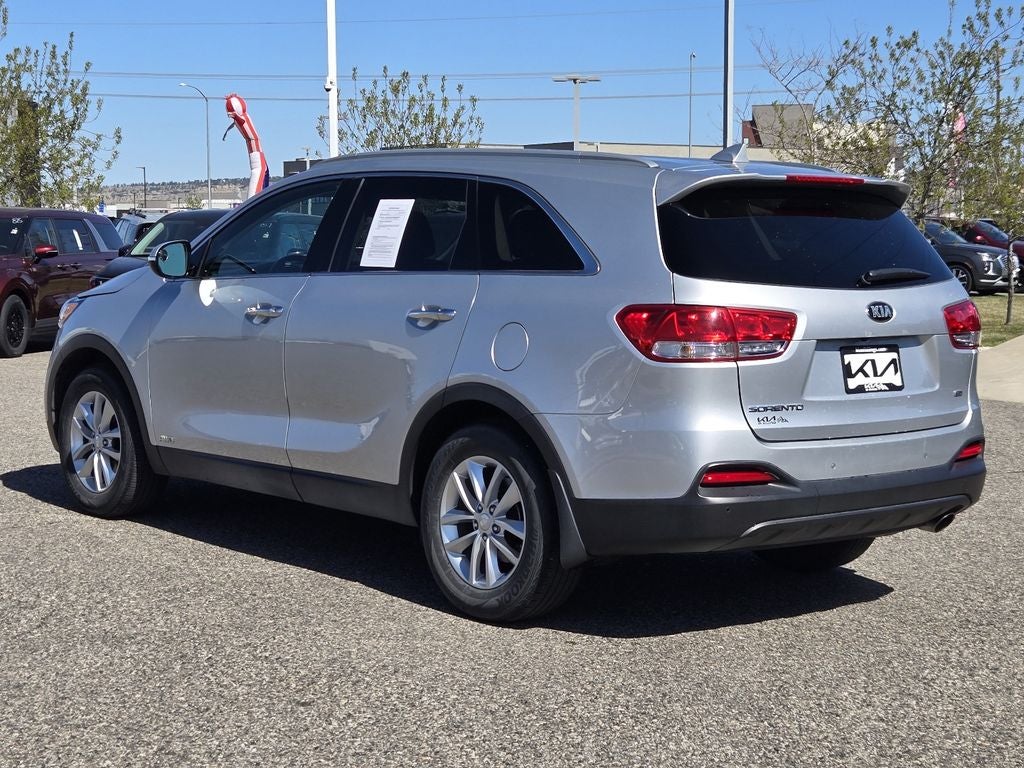 2016 Kia Sorento LX