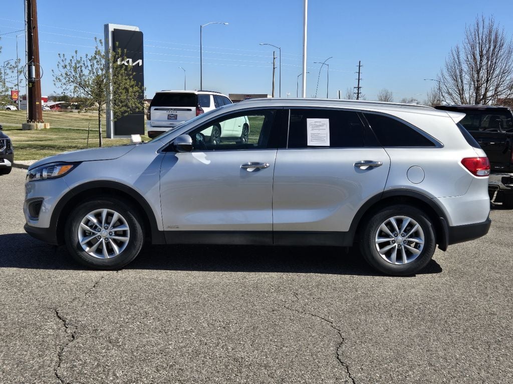 2016 Kia Sorento LX
