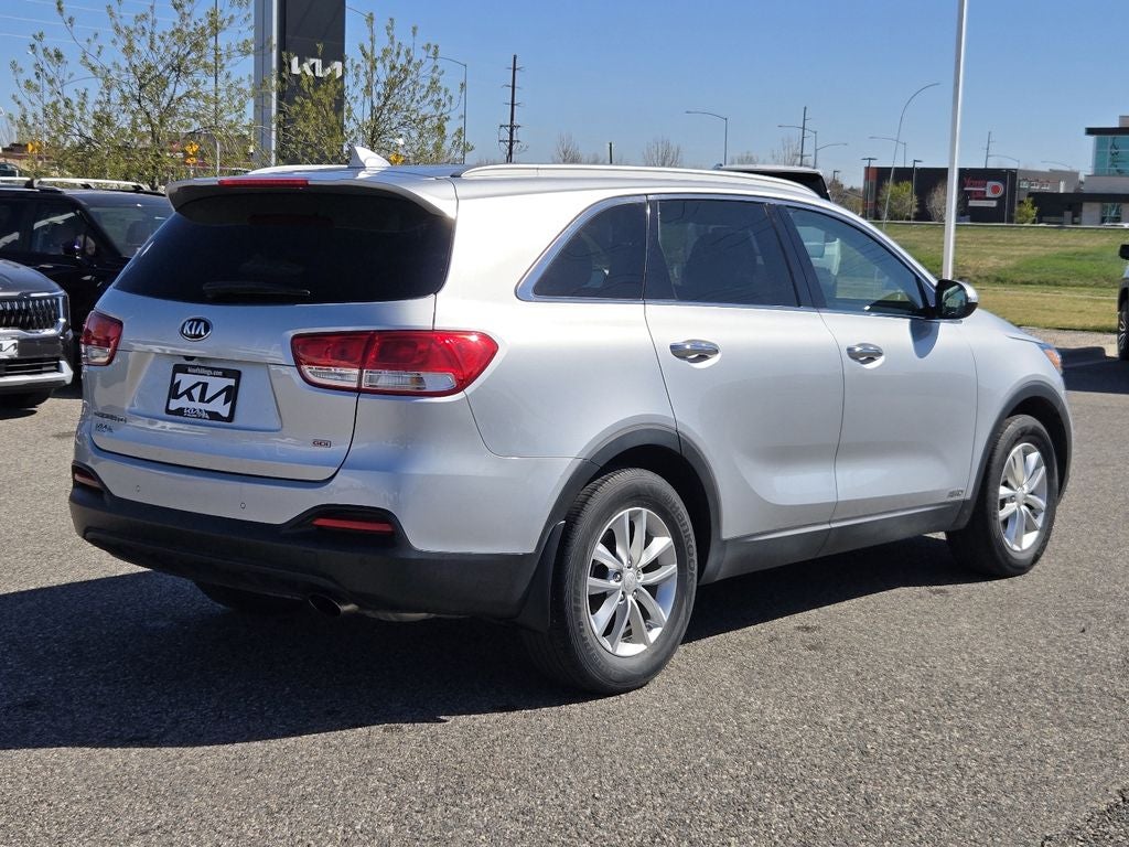 2016 Kia Sorento LX