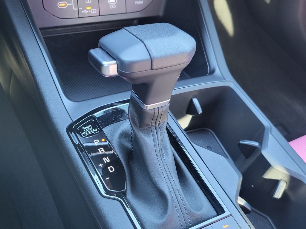 2025 Kia K5 LXS PINK EDITION