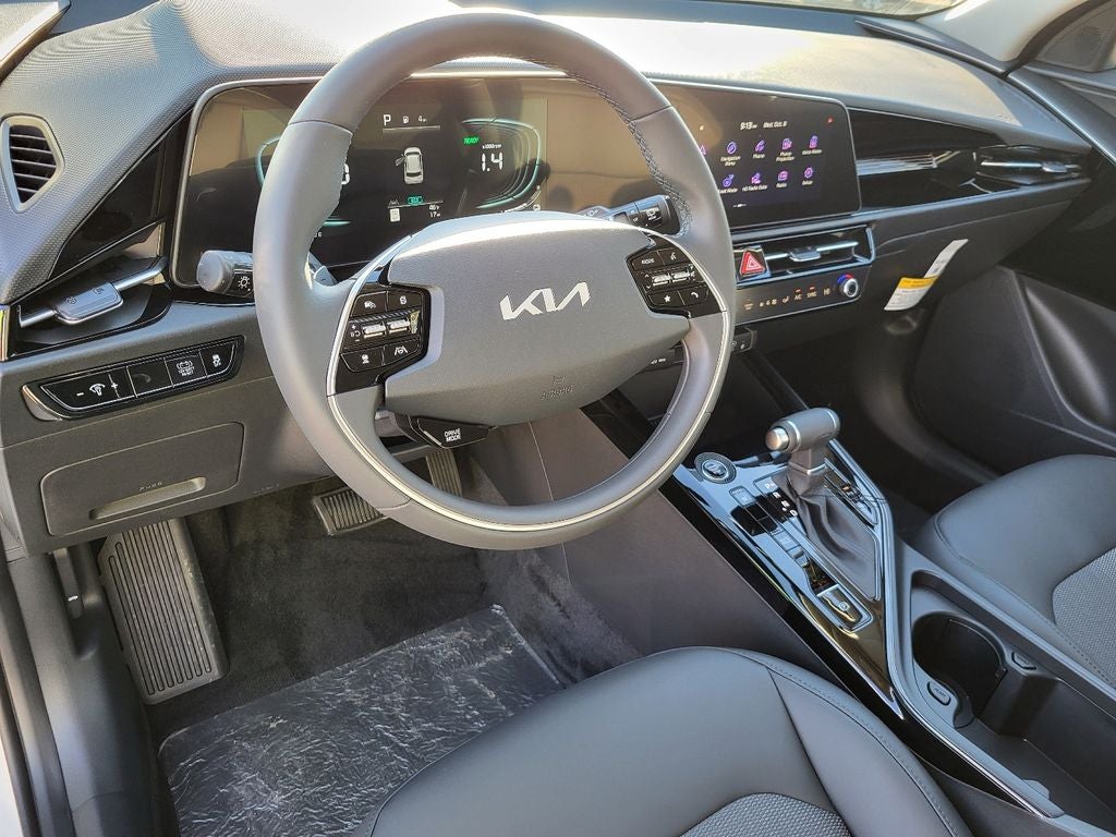 2025 Kia Niro EX