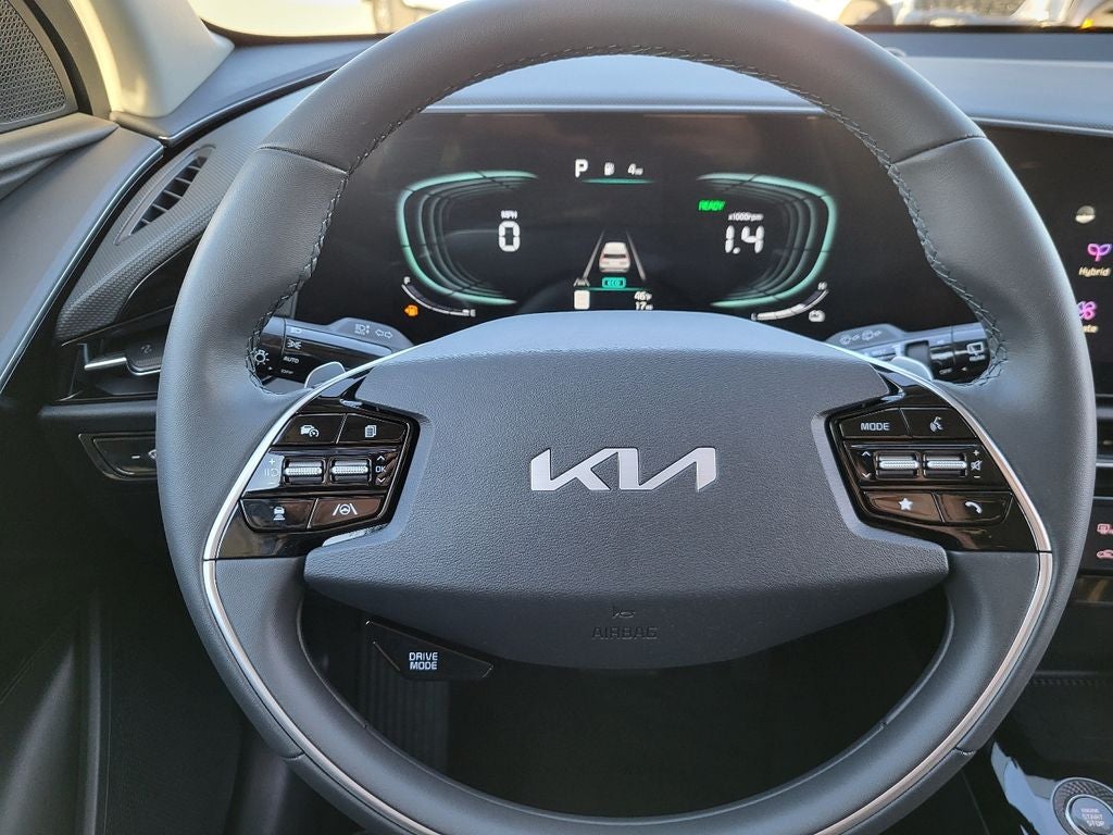 2025 Kia Niro EX