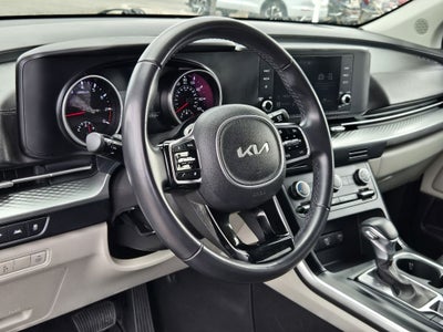 2023 Kia Carnival LX