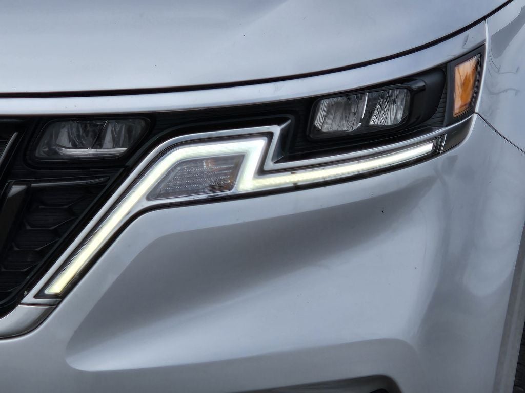 2023 Kia Carnival LX