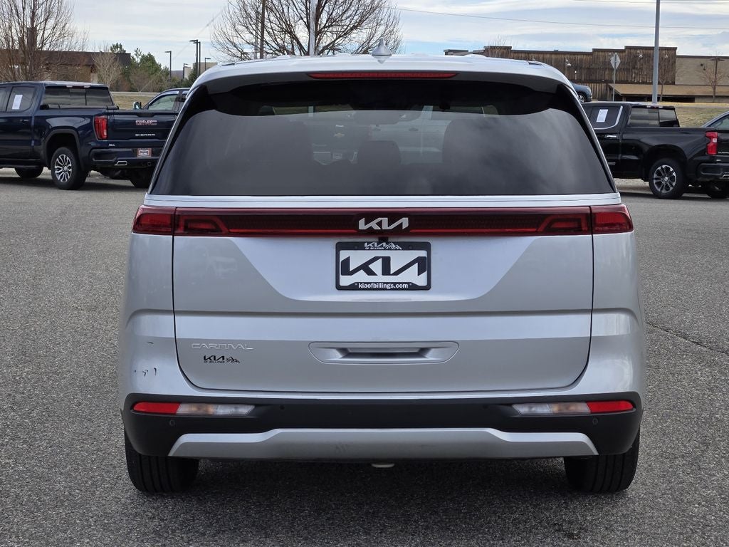 2023 Kia Carnival LX