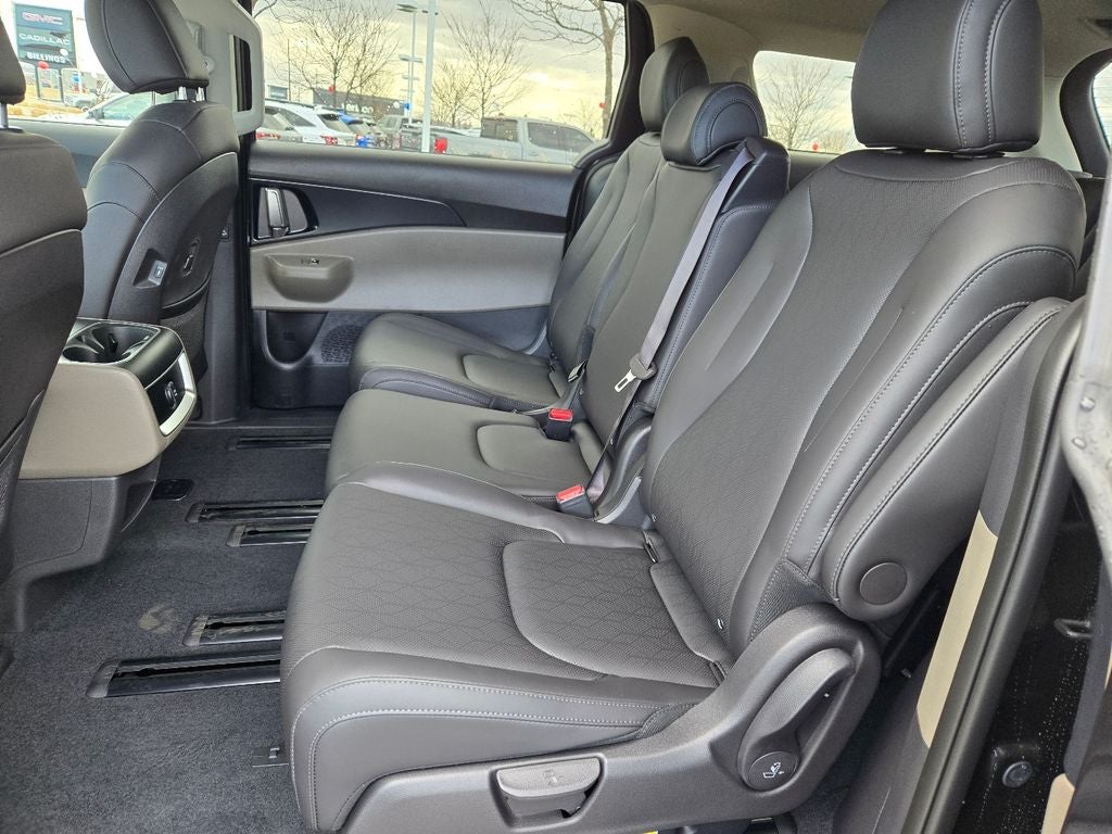 2026 Kia Carnival LXS