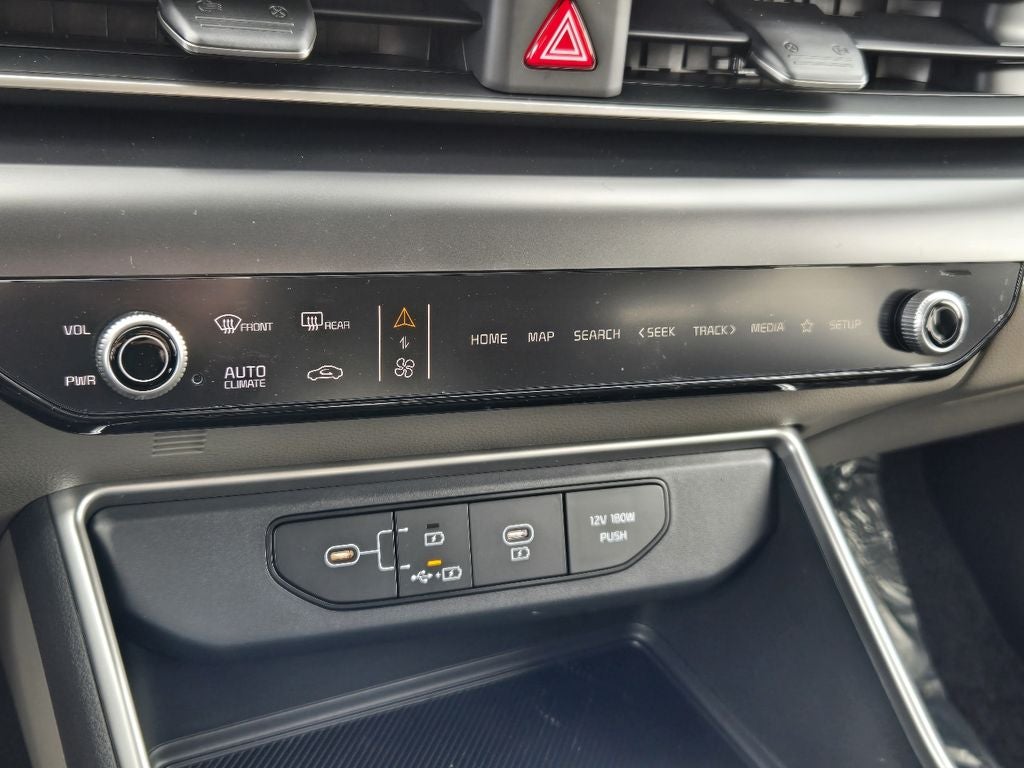 2026 Kia Carnival LXS