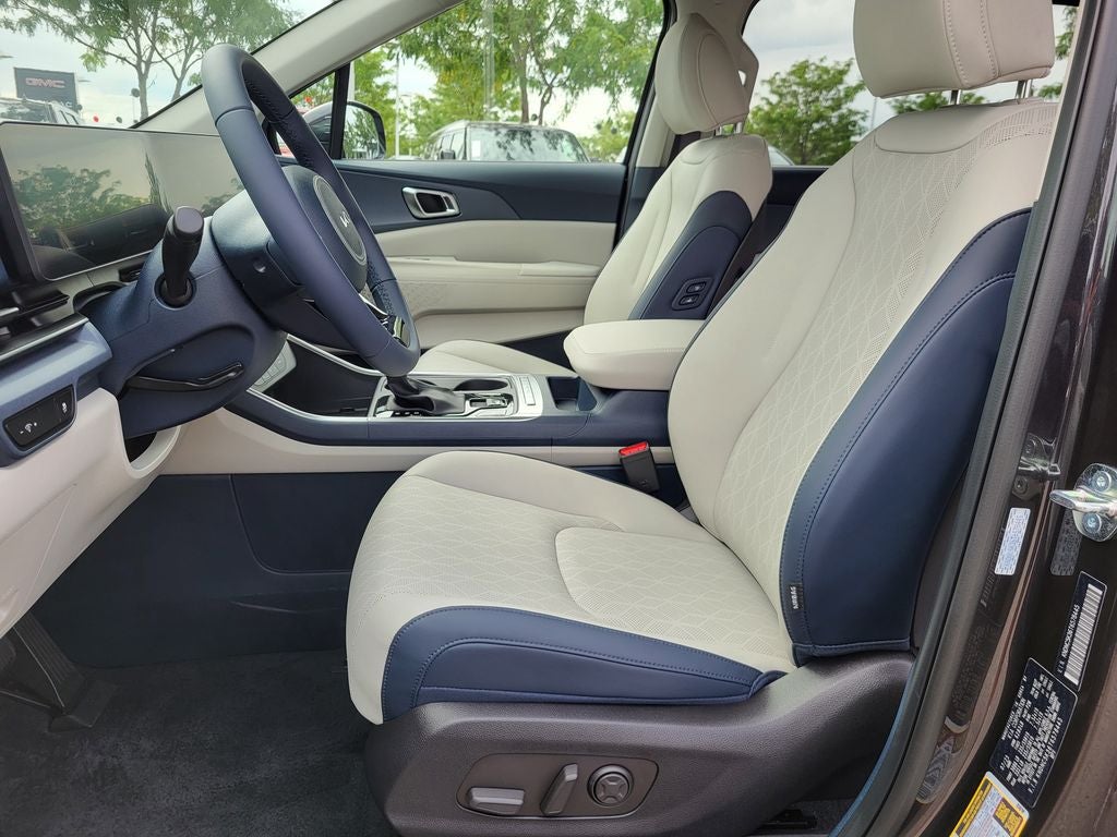 2026 Kia Carnival EX