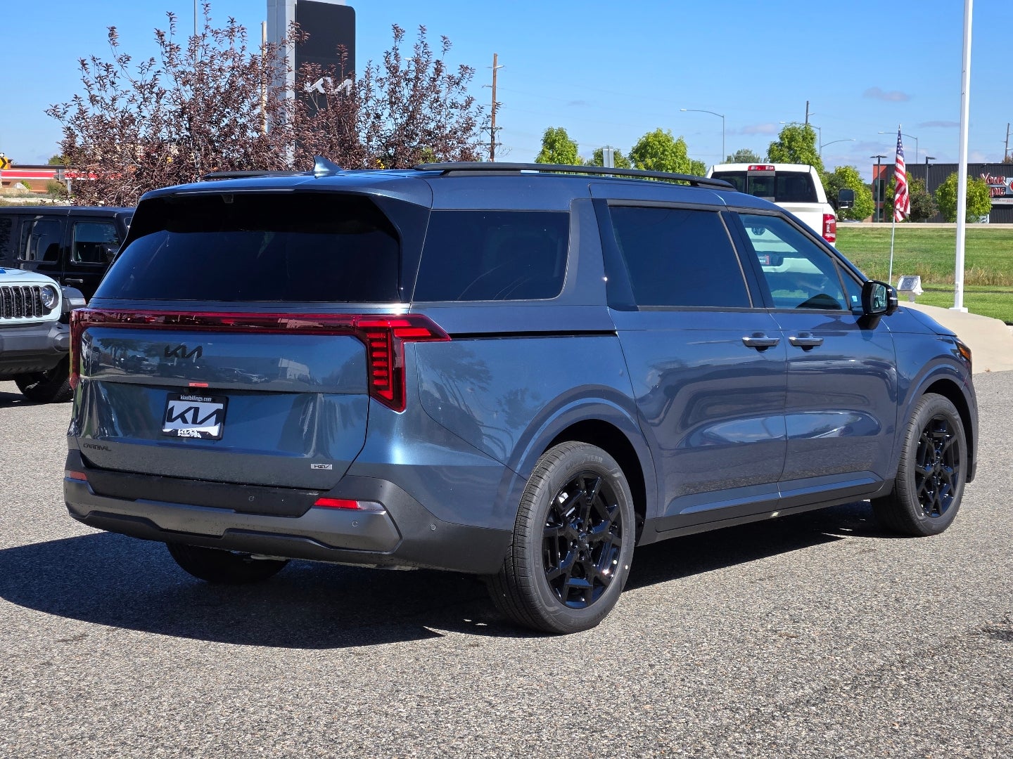 2026 Kia Carnival Hybrid SX