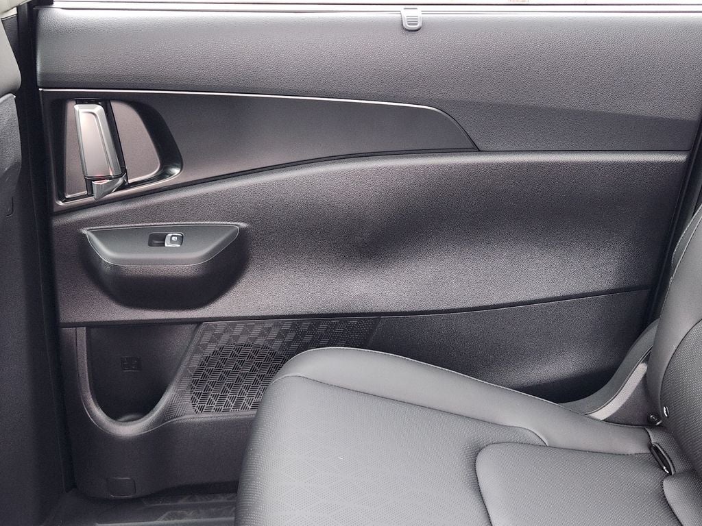 2027 Kia Carnival Hybrid SX