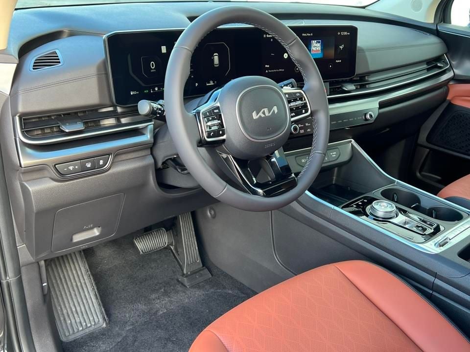 2025 Kia Carnival Hybrid SX