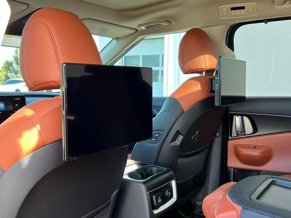 2025 Kia Carnival Hybrid SX