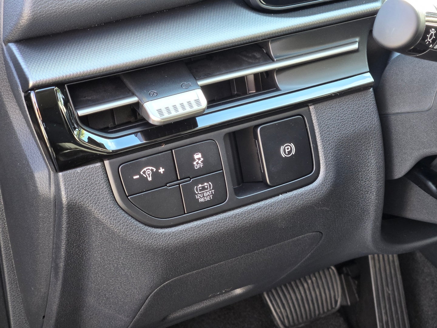 2027 Kia Sportage Hybrid S