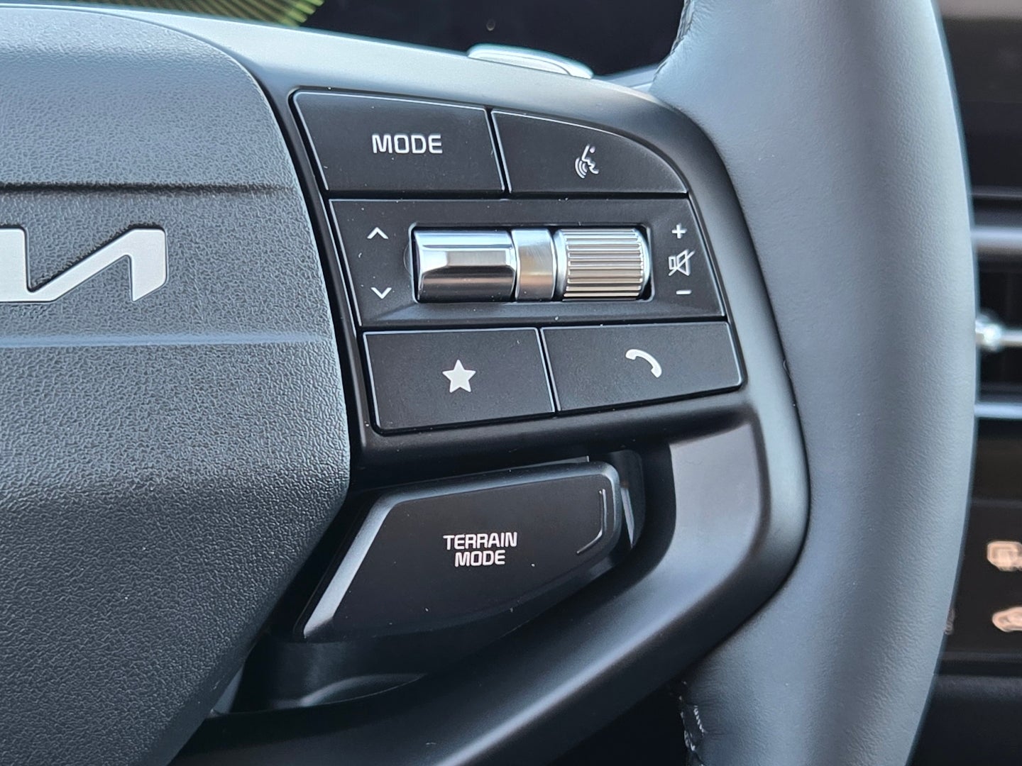 2027 Kia Sportage Hybrid EX