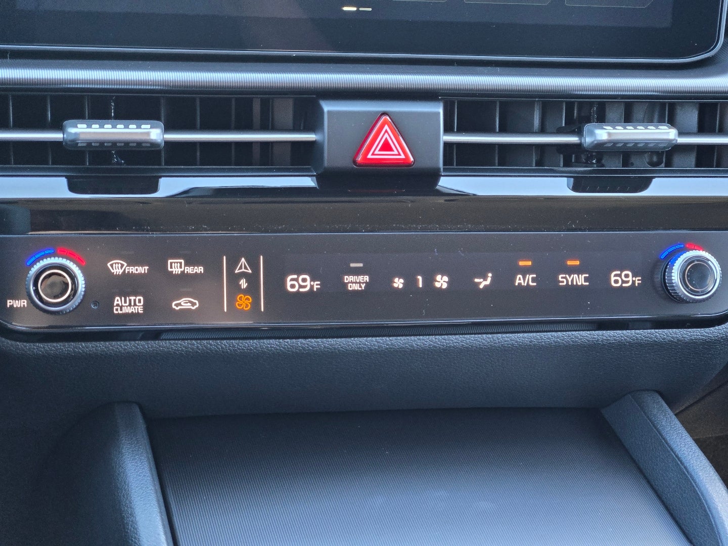 2027 Kia Sportage Hybrid EX
