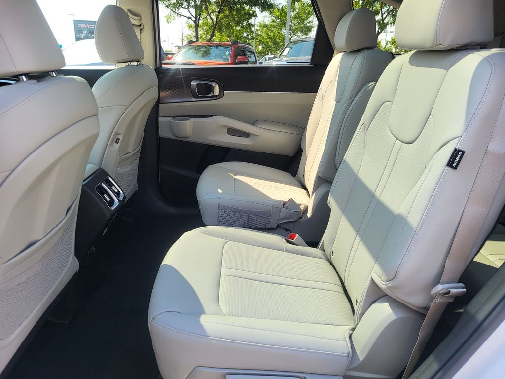 2025 Kia Sorento Hybrid EX