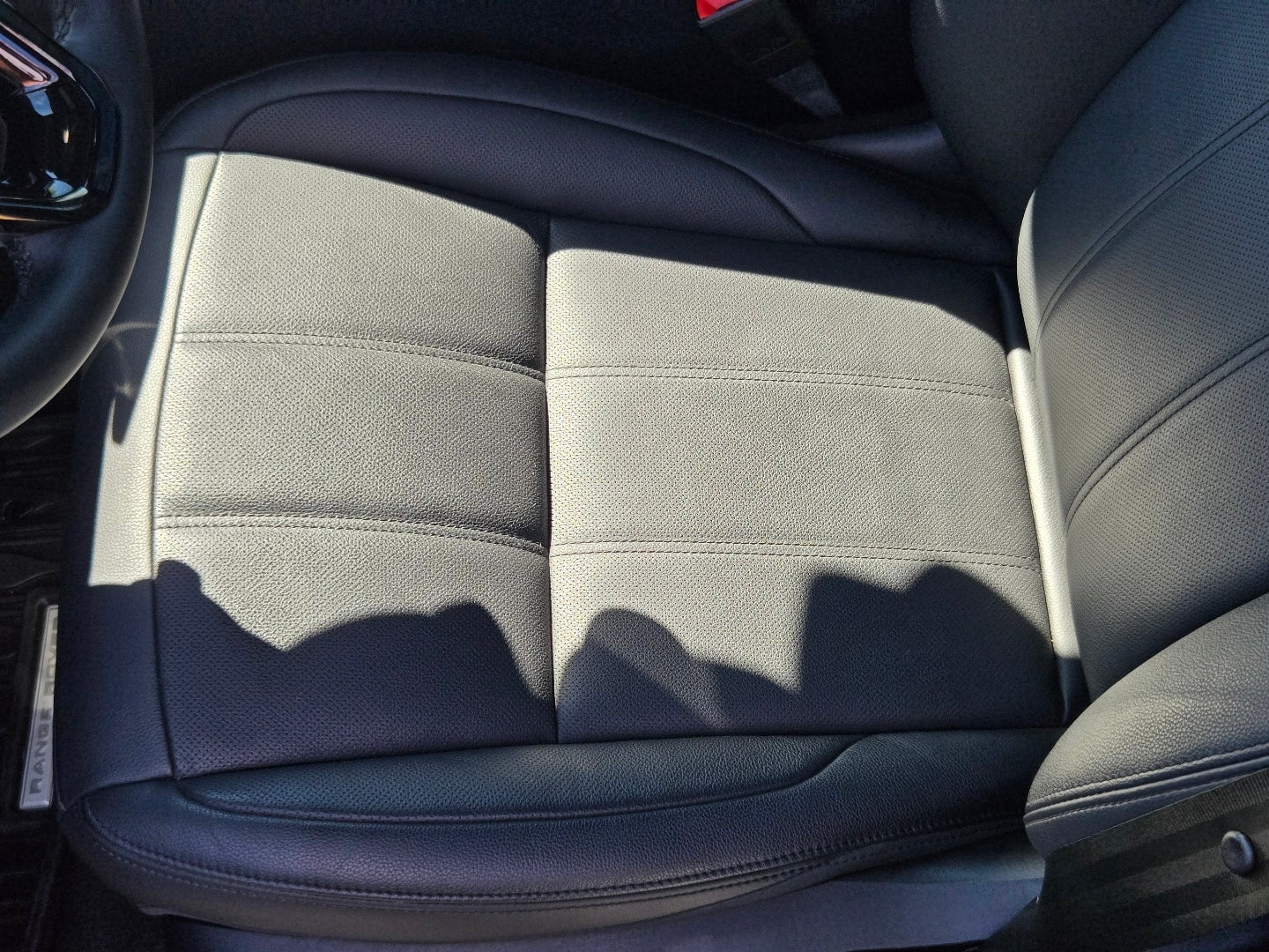 2025 Land Rover Range Rover Evoque Core S