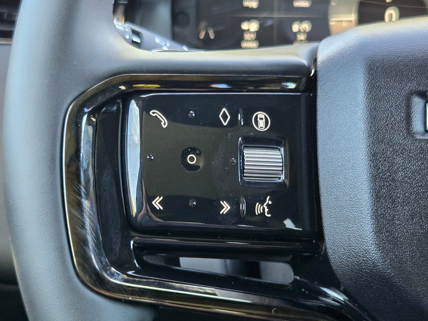 2025 Land Rover Range Rover Evoque Core S