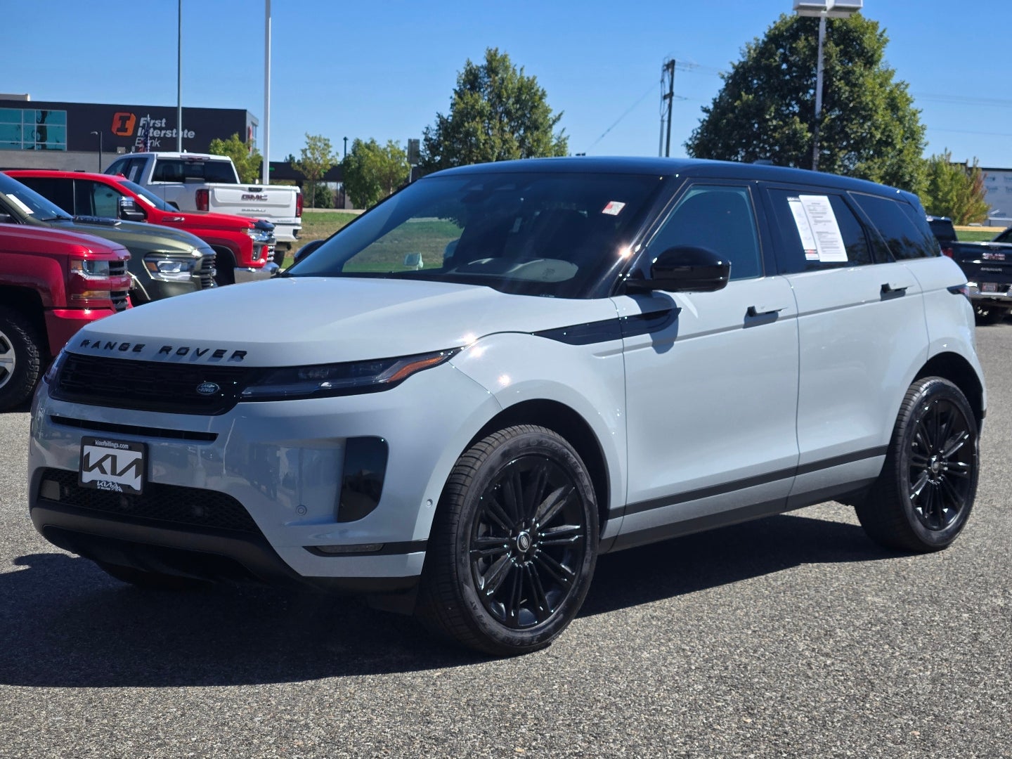 2025 Land Rover Range Rover Evoque Core S