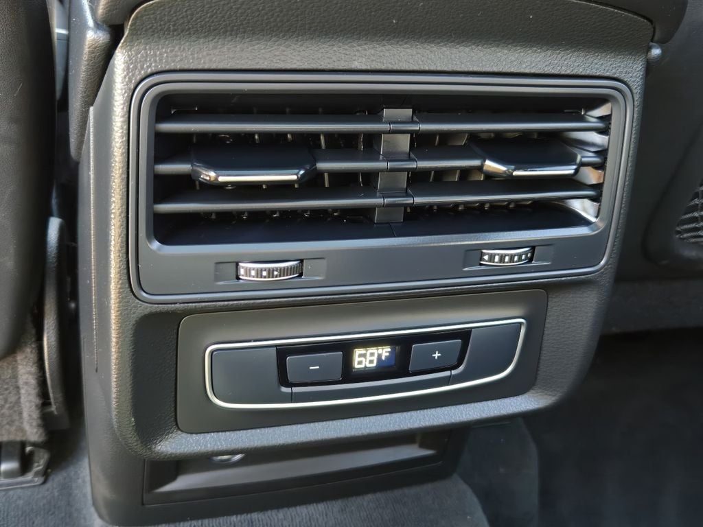 2023 Audi Q7 Premium