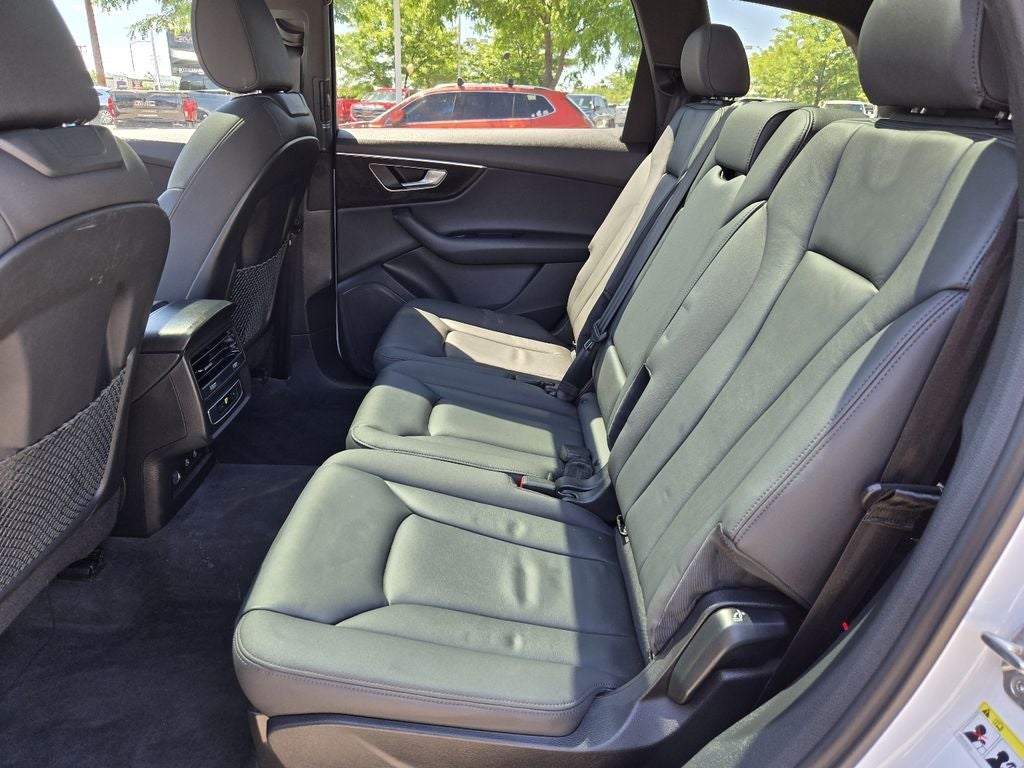 2023 Audi Q7 Premium